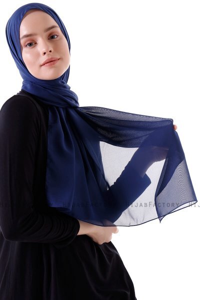 Hadise - Hijab Chiffon Azul Marino
