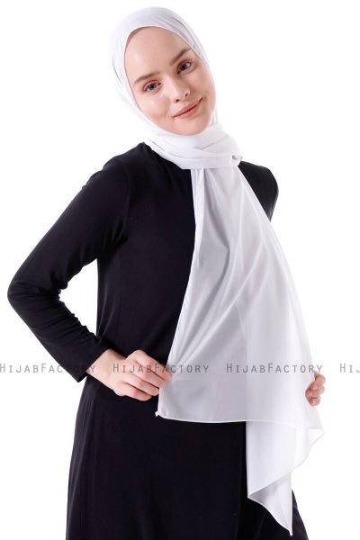 Hadise - Hijab Chiffon Blanco