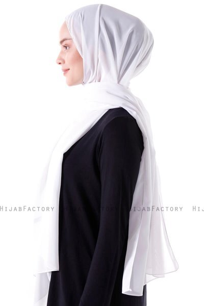 Hadise - Hijab Chiffon Blanco