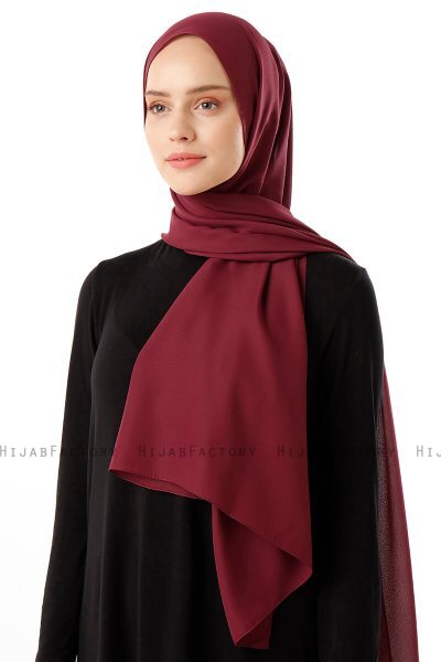 Hadise - Hijab Chiffon Ciruelas