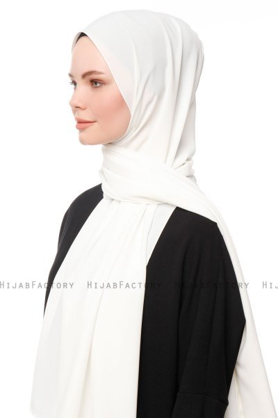 Aylin - Hijab Medine Silk Crema - Gülsoy