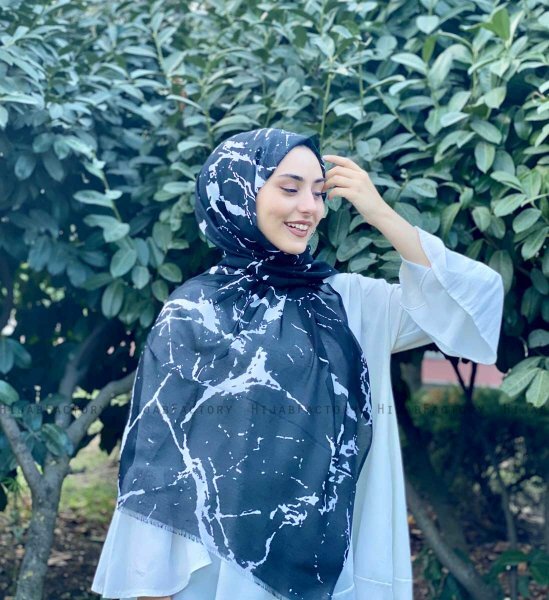 Benazir - Hijab Estampado De Algodón Negro