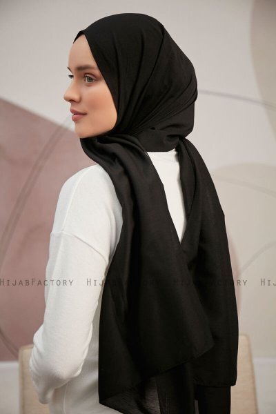 Silky Plain - Hijab Negro