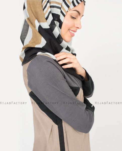 Phantom & Fungi Hijab från Silk Route 5A156a