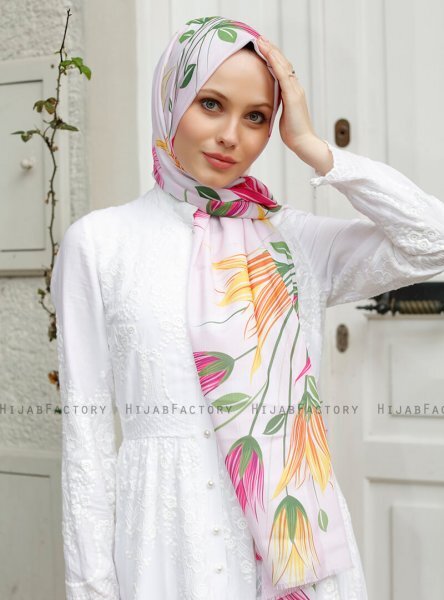 Yumna - Hijab Estampado Rosa De Antaño