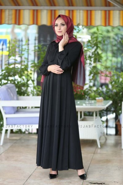 Tiana - Vestido Negro - Insirah