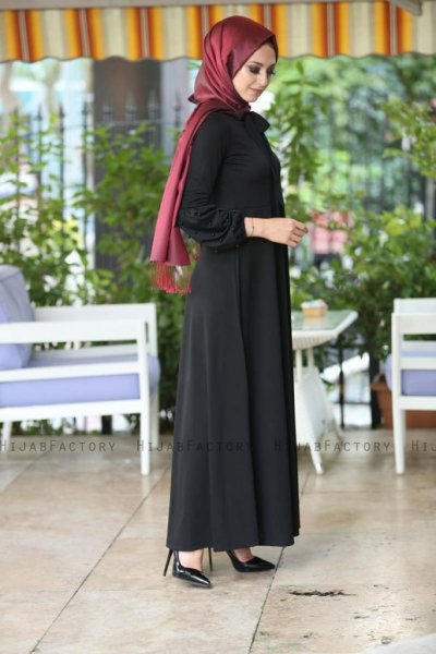 Tiana - Vestido Negro - Insirah