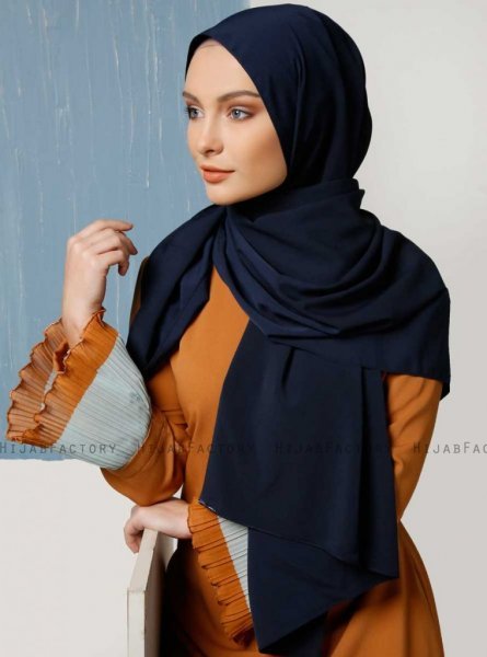 Zahra Marinblå Crepe Hijab Mirach 110029a