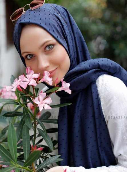 Malika - Hijab Azul Marino - Sal Evi